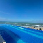 Artsy Oceanview Condo W Incredible Rooftop Pool
