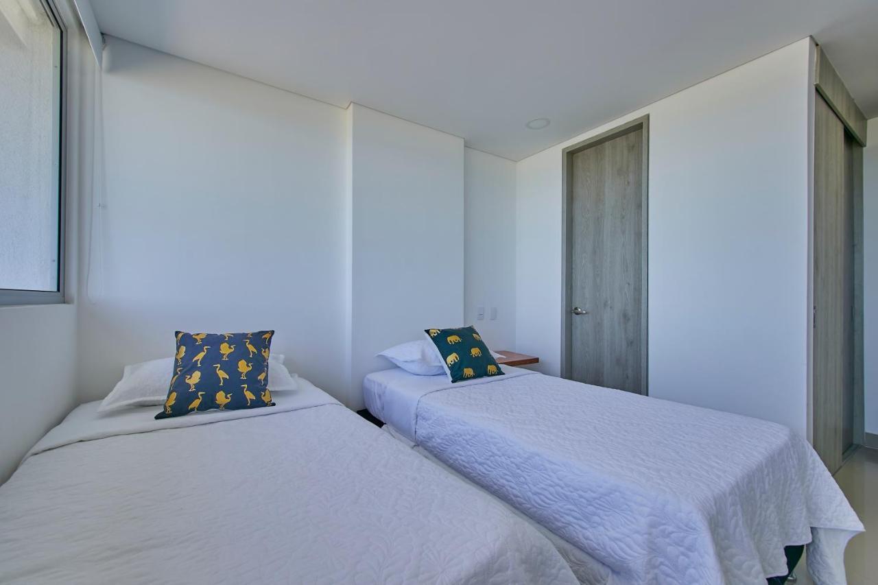 Artsy Oceanview W Incredible Rooftop Pool Apartment Cartagena