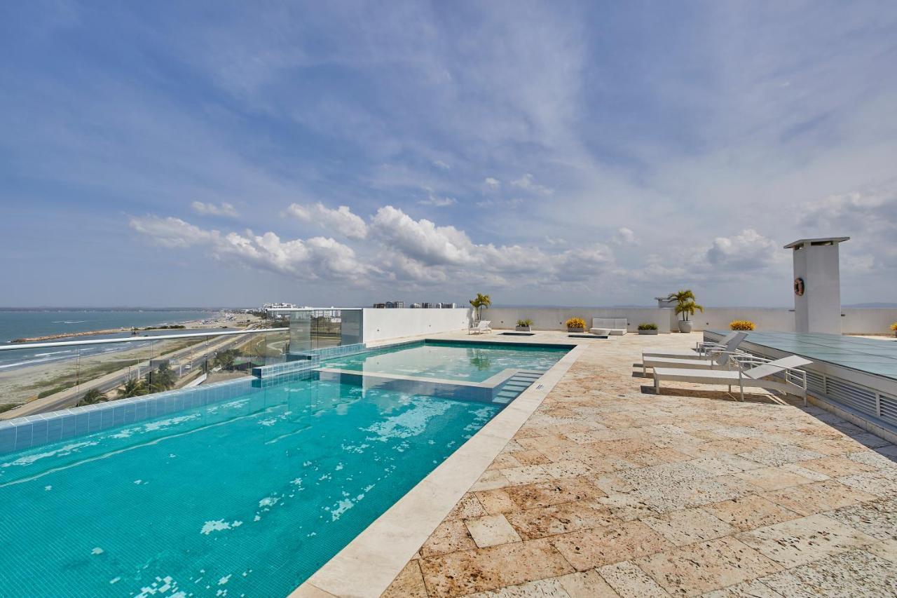 Artsy Oceanview W Incredible Rooftop Pool Apartment *