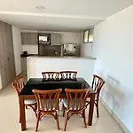 Artsy Oceanview Condo W Incredible Rooftop Pool