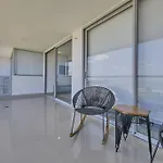 Artsy Oceanview Condo W Incredible Rooftop Pool